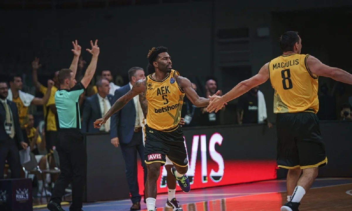 ΑΕΚ- Σαραγόσα 99-75 : Δε χάνει το τρόπαιο με τίποτα!
