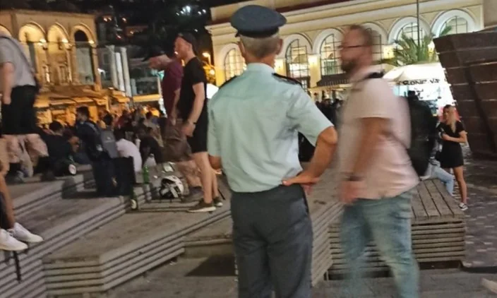 Αθήνα: Μεγάλη επιχείρηση της ΕΛΑΣ στις πλατείες