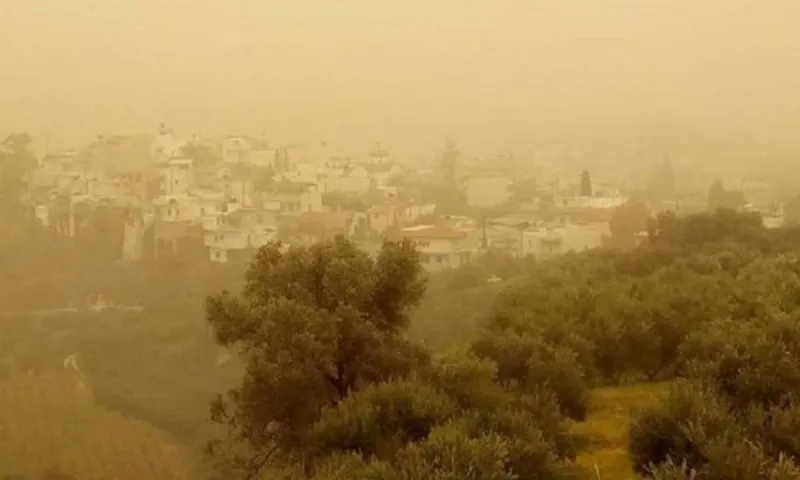 Καιρός: Έρχεται αφρικανική σκόνη και άνοδος της θερμοκρασίας (vid)