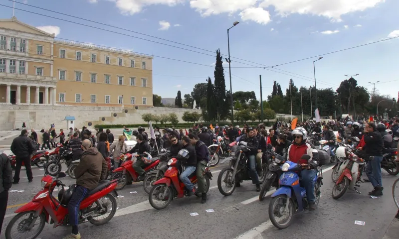 24ωρη απεργία: Κούριερ, ντελιβεράδες και υπάλληλοι εξωτερικών εργασιών