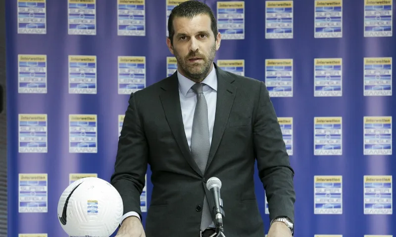 Μπουτσικάρης: «Απόφαση της υγειονομικής επιτροπής η επιστροφή του κόσμου στα γήπεδα»