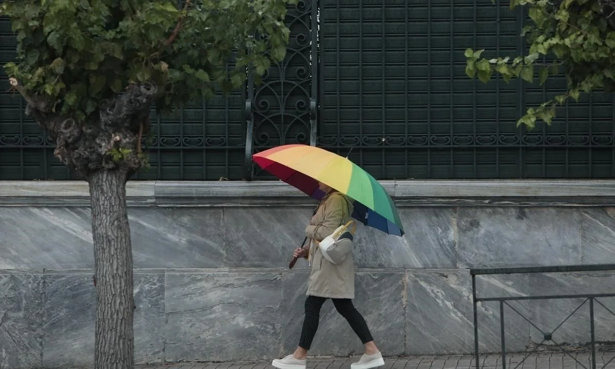 Καιρός 13/10: Ισχυρές βροχές και καταιγίδες