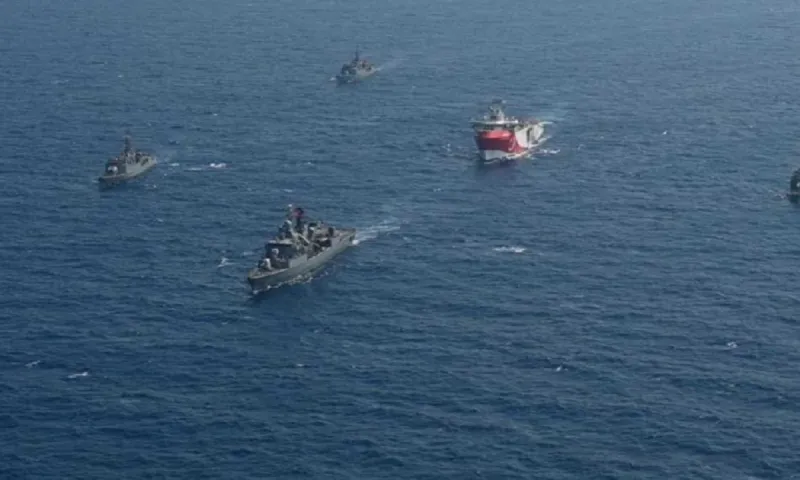 Oruc Reis: Μπήκε στην περιοχή της παράνομης NAVTEX!