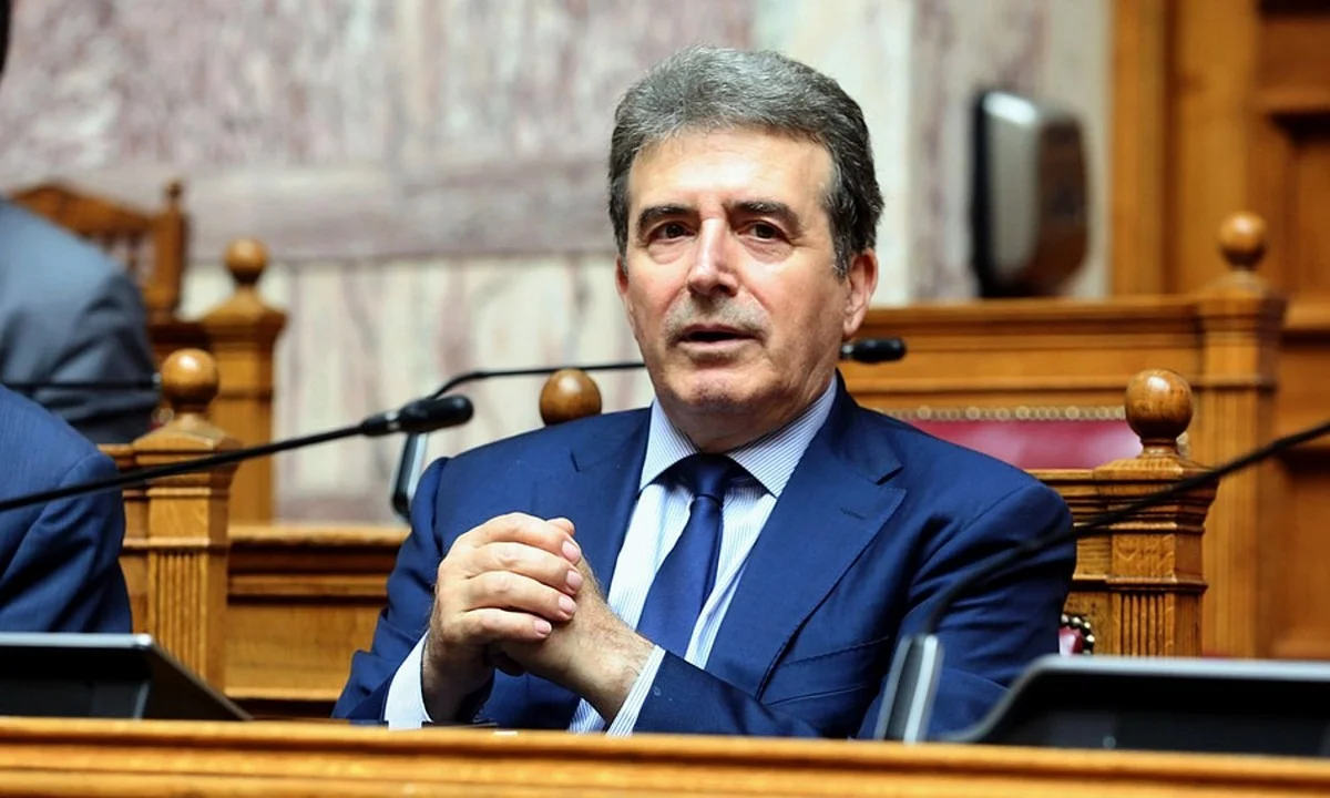 Χρυσοχοΐδης: Ανακοίνωσε πως μπαίνει σε καραντίνα!