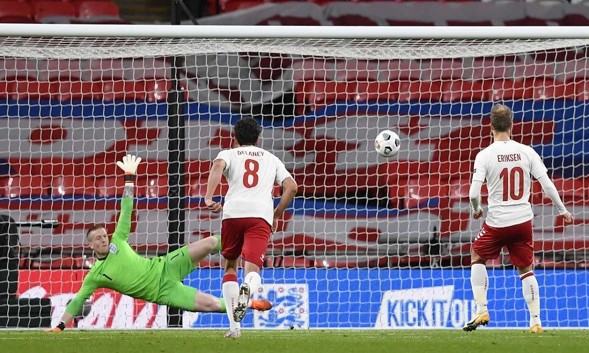 Nations League: Μεγάλο διπλό της Δανίας στην Αγγλία, σόου Λεβαντόφσκι για Πολωνία (vids)