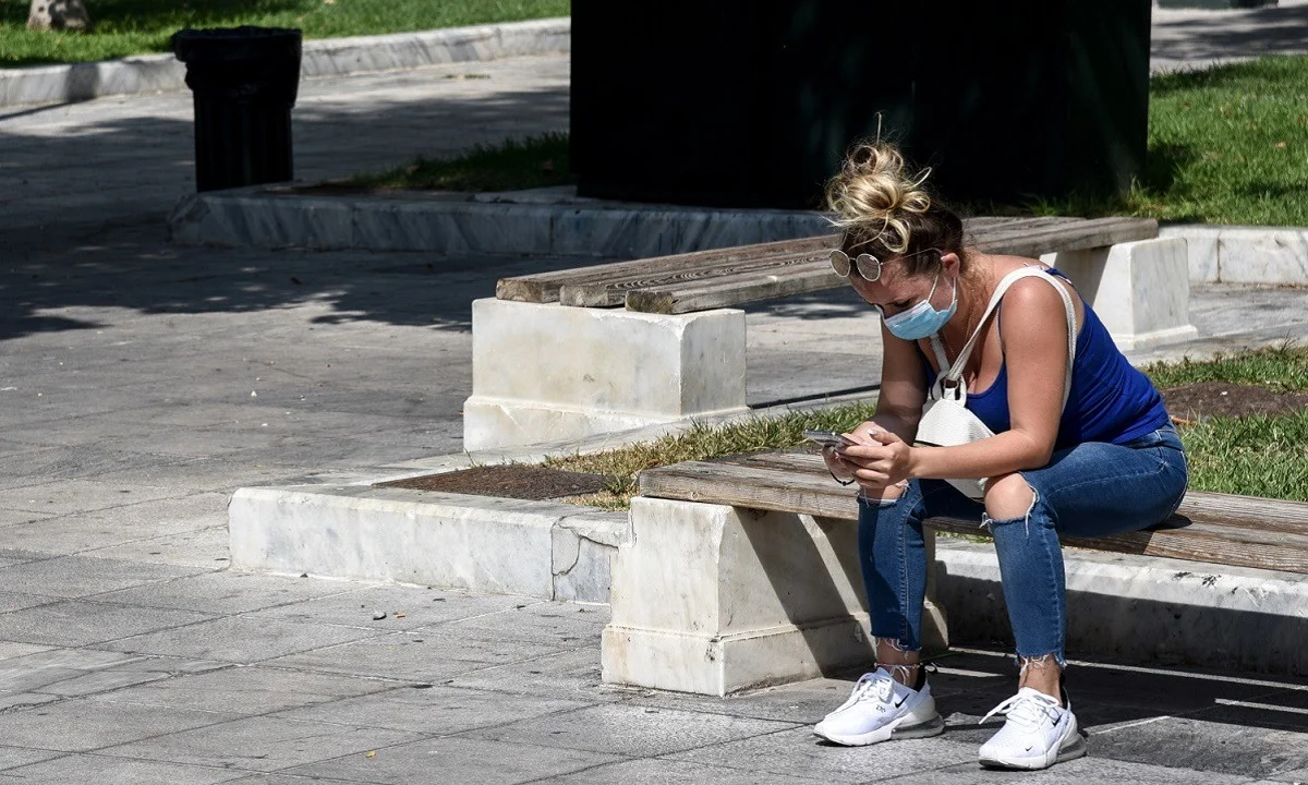 Κορονοϊός: 438 νέα κρούσματα και 11 νέοι θάνατοι
