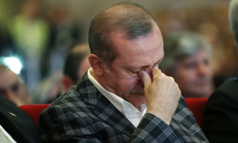 «Βόμβα» από Κούρδο πολέμαρχο: «Τούρκοι ετοιμάζουν εξέγερση κατά του Ερντογάν!» (vid)