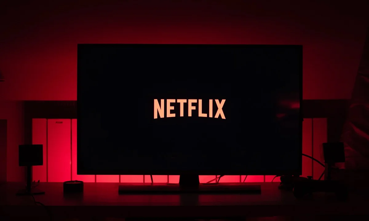 Netflix: «Κατρακύλα» στα κέρδη της πλατφόρμας - Οι τρεις λόγοι που μειώνονται οι συνδρομές