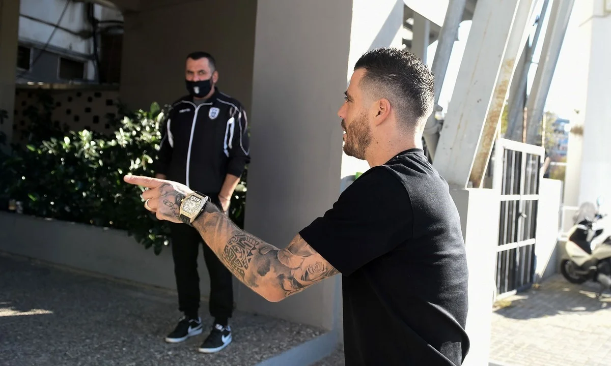 ΠΑΟΚ: Στην Τούμπα ο Βιεϊρίνια - «Ασπρόμαυρος» και με τη... βούλα! (pics)