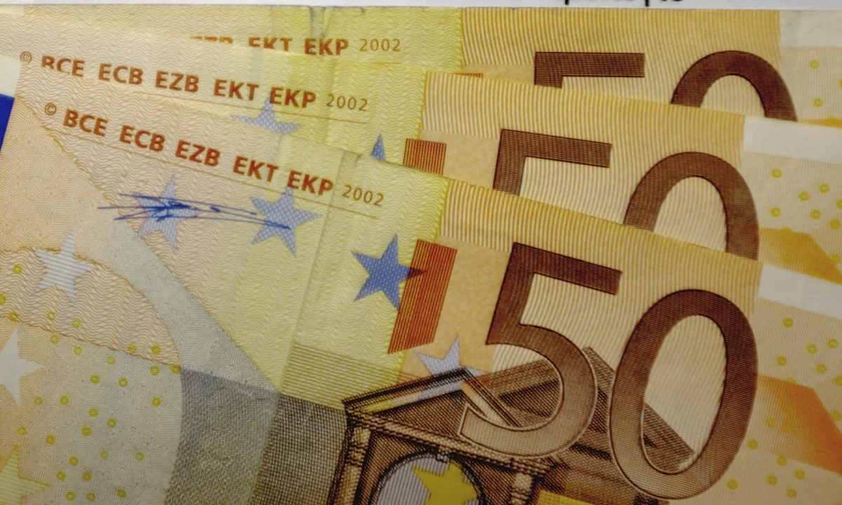 Αναδρομικά: Το υπουργείο ξεκαθαρίζει το αλαλούμ με τα λάθη - Οι ημερομηνίες των επόμενων πληρωμών