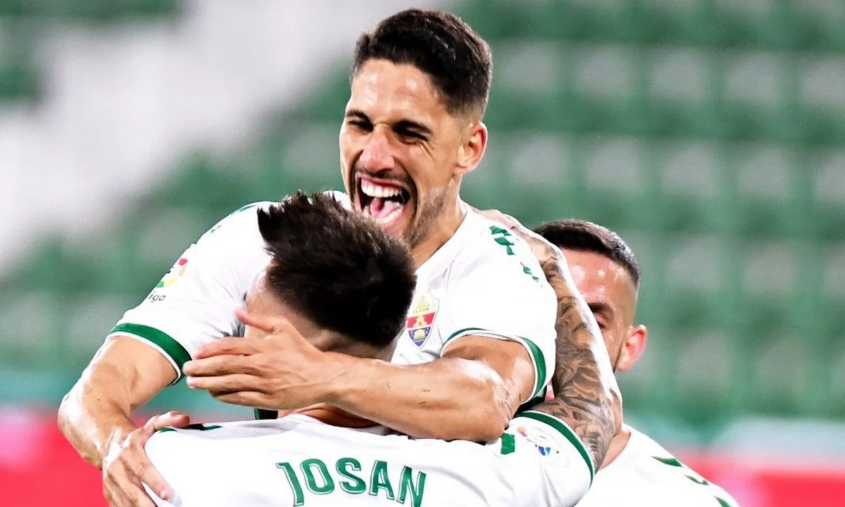 Έλτσε - Βαλένθια 2-1: Τη... βύθισε κι άλλο