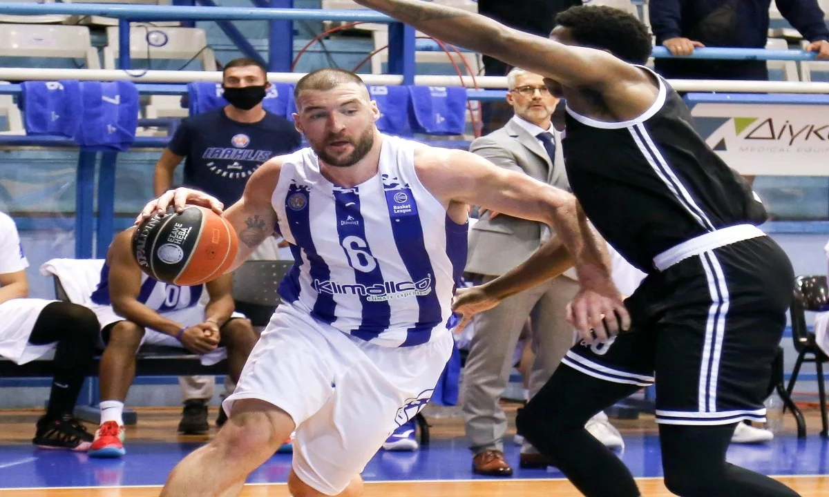 Καββαδάς: «Να επιστρέψει γρήγορα ο κόσμος στα γήπεδα»