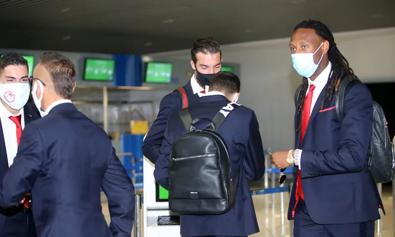 Πόρτο - Ολυμπιακός: Η πτήση για Πορτογαλία (vid)