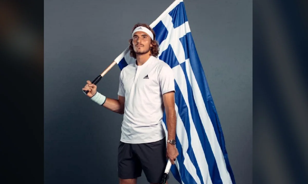 Τσιτσιπάς για το ΟΧΙ: «Κρατάω τη σημαία ψηλά. Αγάπη για το Ελληνικό Έθνος» (vid)
