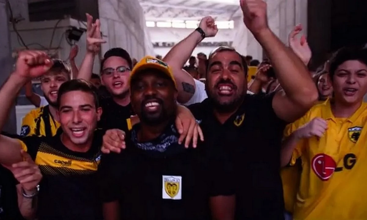 Ενσαλίβα: ΕΠΟΣ το video clip για το «Έλα στο Γήπεδο» με παραλίγο σύλληψη!