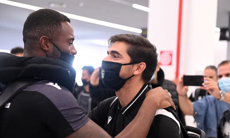 Φερέιρα: Δάκρυσε ο Πορτογάλος στο αντίο με τους παίκτες! (video)