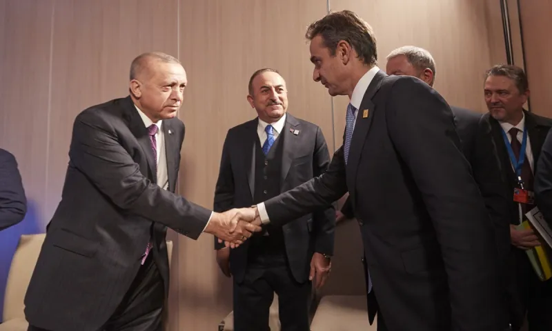 Μητσοτάκης σε Ερντογάν για τον σεισμό: «Όποιες και αν είναι οι διαφορές μας, είμαστε μαζί»
