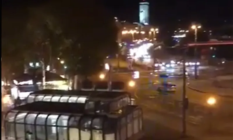 Αυστρία: Τρομοκρατικό χτύπημα, υπάρχουν νεκροί! (vids)