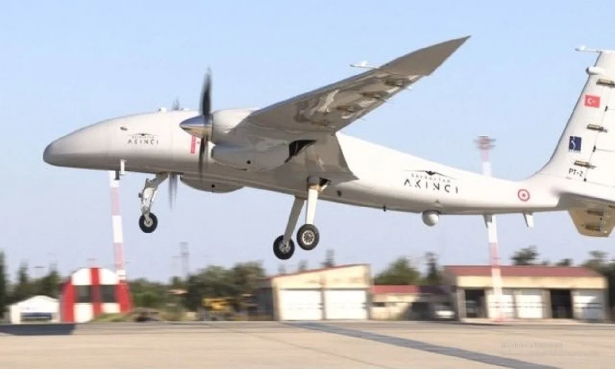Akinci: Προσοχή! Στην τελική ευθεία τουρκικό drone με πυραύλους cruise 250 χλμ