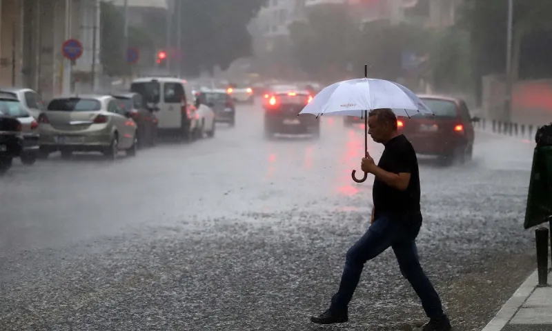 Καιρός 7/11: Βροχές και καταιγίδες