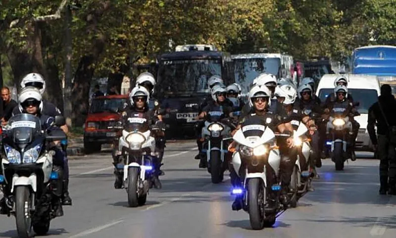 Κορονοϊός: «Αγριεύει» το lockdown – Έρχονται έφοδοι για πάρτι σε σπίτια