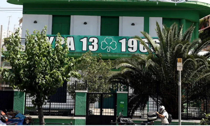 Θύρα 13: «Απαιτούμε την άμεση και χωρίς χρέη παράδοση των μετοχών από τον Αλαφούζο στον Ερασιτέχνη»