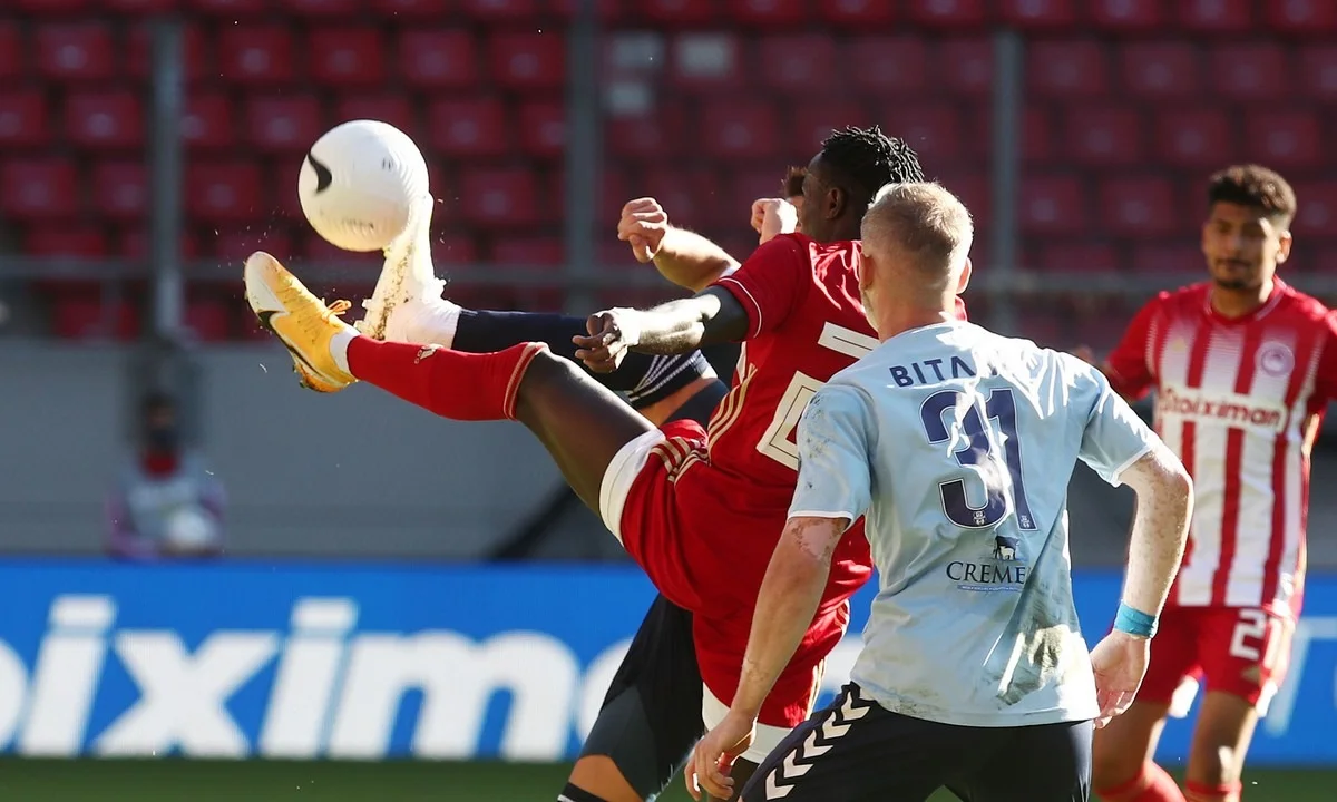 Super League 1: Eκτός έδρας «δοκιμασίες» για Ολυμπιακό και ΠΑΟΚ