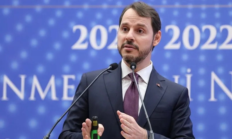 Tουρκία: Σύγχυση με την παραίτηση του υπουργού Οικονομικών και γαμπρού του Ερντογάν