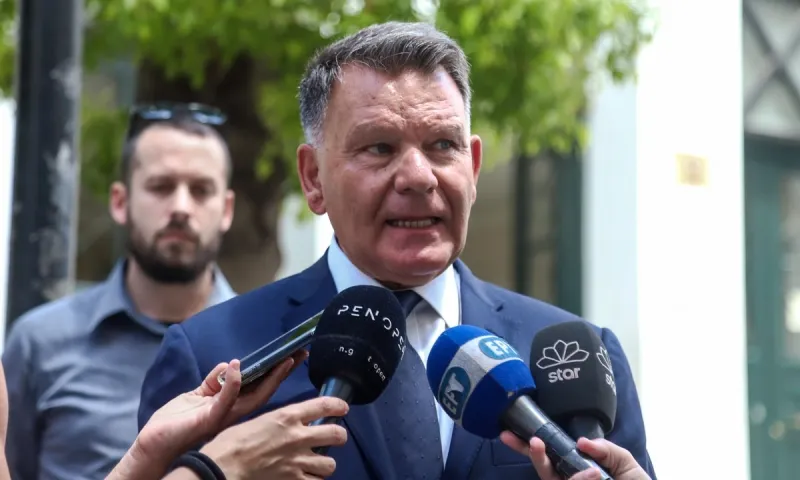 Κούγιας: «Δεν έγινε πάρτι - Πελάτες ανέβηκαν στο Roof Garden με ένα φορητό ηχείο και χόρευαν»