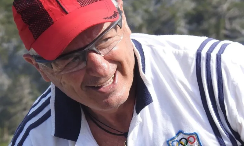 Εκκληση Σπήλιου Ζαχαρόπουλου να ανοίξουν τα στάδια