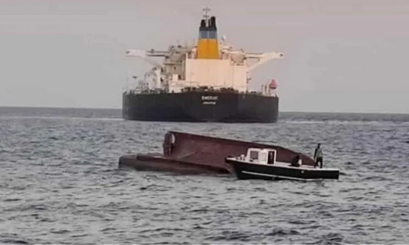 Ελληνοτουρκικά: Νεκροί οι 4 Τούρκοι ψαράδες από τη σύγκρουση με το ελληνικό τάνκερ!