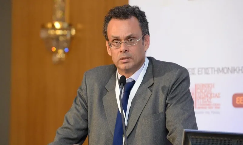 Κορονοϊός: Δείτε γιατί διαφωνεί καθηγητής Συνταγματικού Δικαίου με το lockdown2