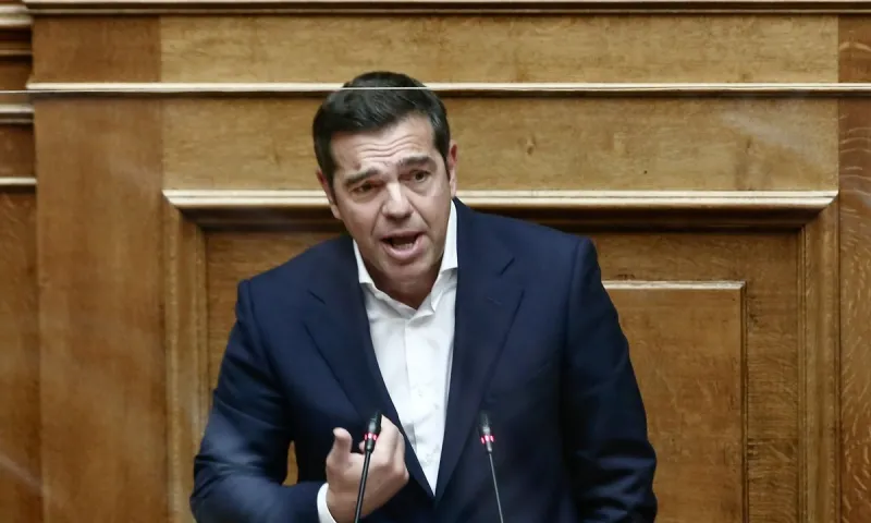 Τσίπρας σε Μητσοτάκη: «Δε συναισθάνεστε την κρισιμότητα των στιγμών - Στέλνετε φιρμάνι στους δημοσιογράφους»