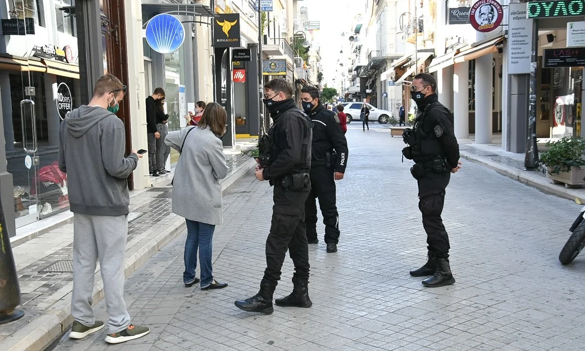 Κορονοϊός: Καραντίνα άλλους δύο μήνες!