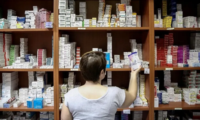 Απαγόρευση κυκλοφορίας: Τι ισχύει με τα φαρμακεία μετά τις 21:00 - Ποιο το ωράριο