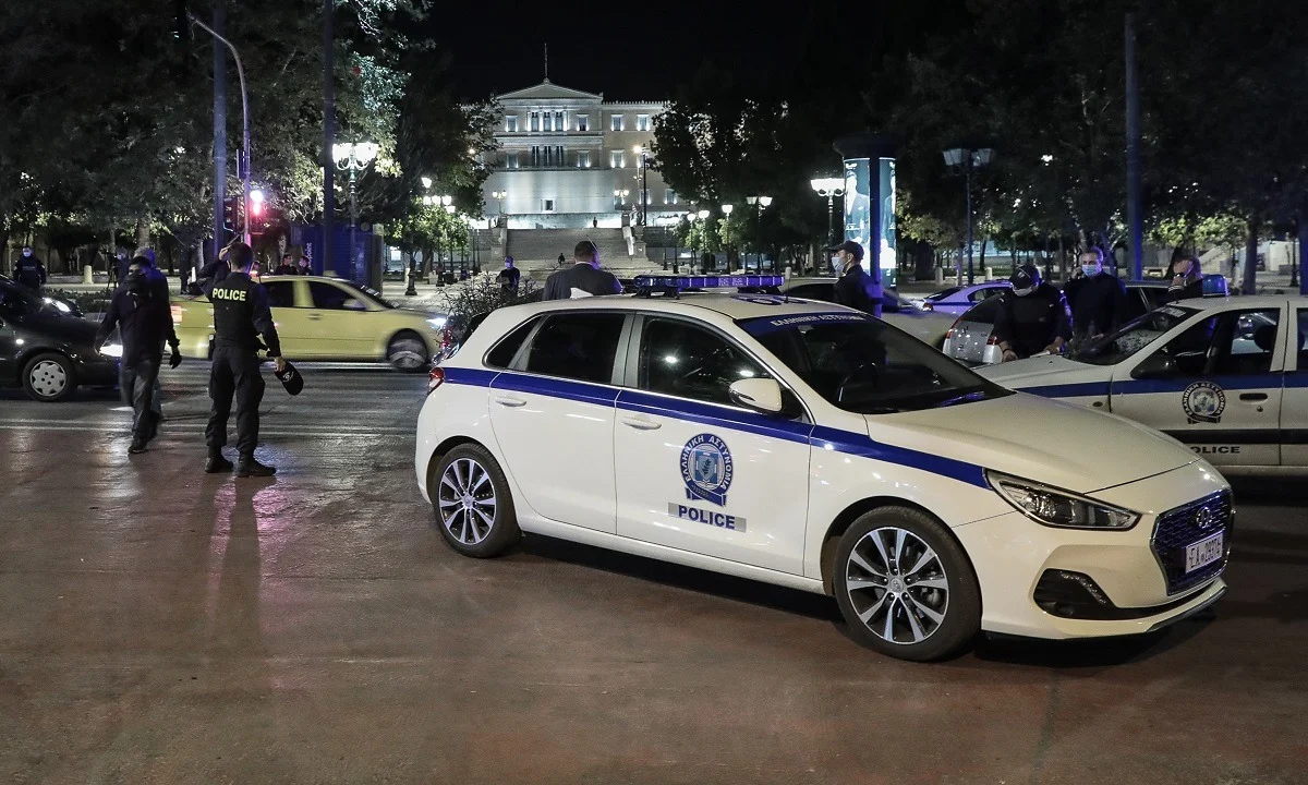 Θεσσαλονίκη: Μοίραζαν φυλλάδια για πορεία Πολυτεχνείου - Πέντε συλλήψεις