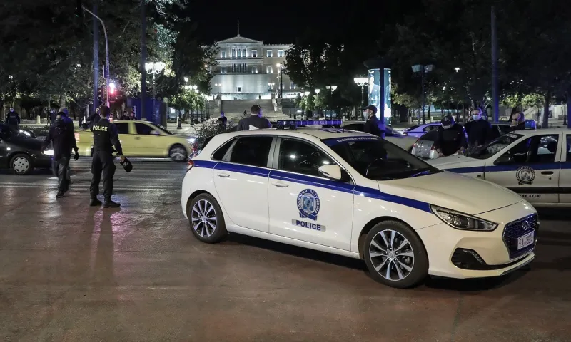 Θεσσαλονίκη: Μοίραζαν φυλλάδια για πορεία Πολυτεχνείου - Πέντε συλλήψεις