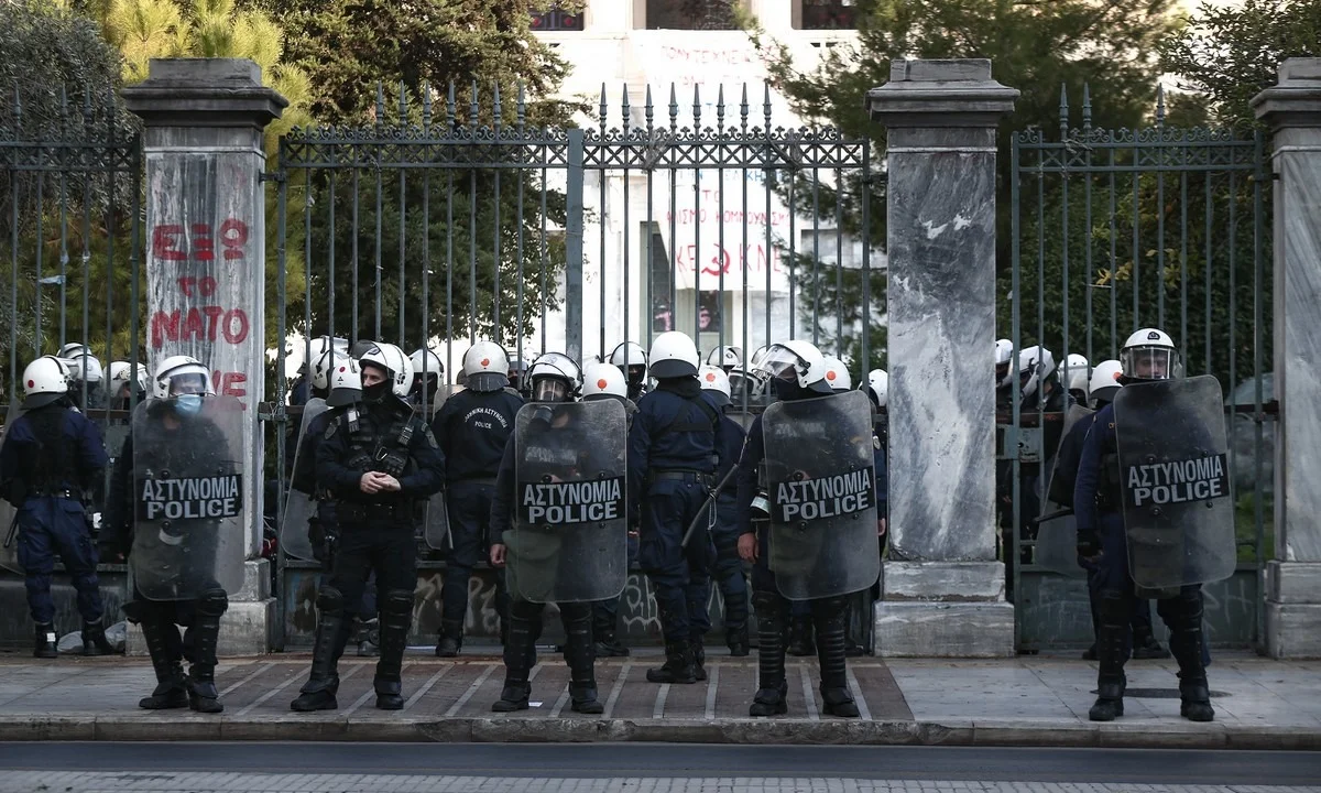 Συναγερμός για την επέτειο του Πολυτεχνείου: Απαγόρευση συγκεντρώσεων για 4+ άτομα - Πρόστιμα-σοκ
