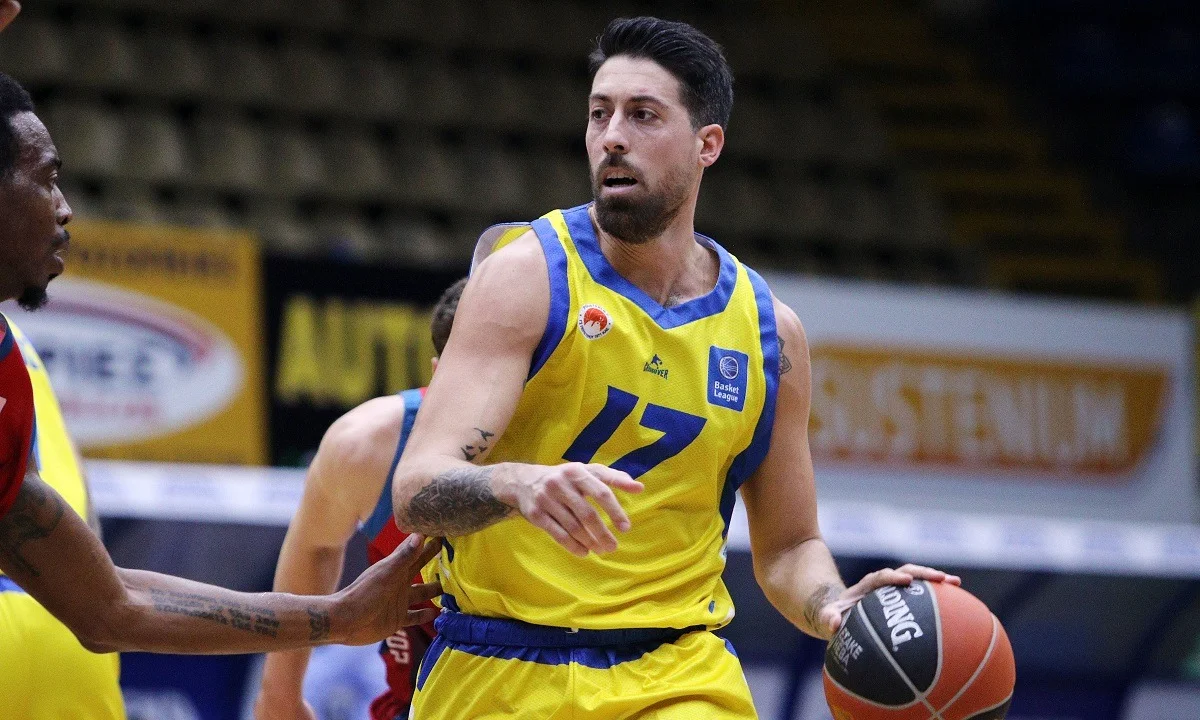 Περιστέρι- Μεσολόγγι 84-72: Ο Αθηναίου έβαλε σφραγίδα