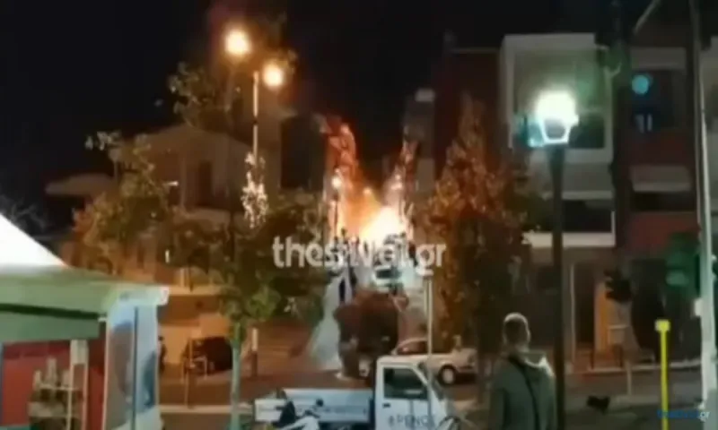Video-ντοκουμέντο: Επίθεση με μολότοφ στο Α.Τ. Συκεών