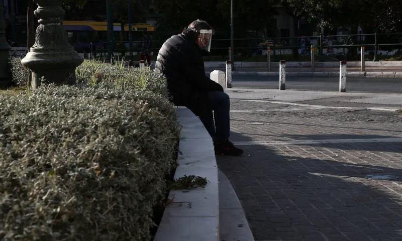 Κορονοϊός: «Σφραγίζουν» τη Βόρεια Ελλάδα - Σχεδιάζουν άνοιγμα σχολείων και εστίασης - Οι ημερομηνίες κλειδιά