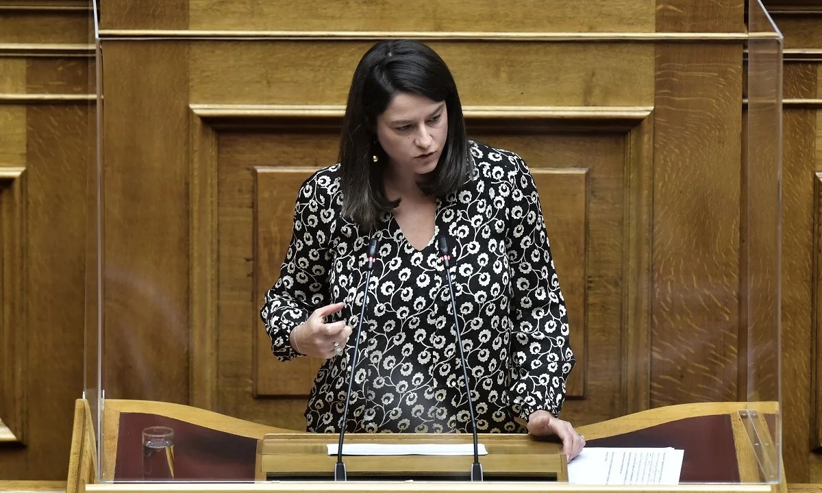 Κεραμέως: «Σε φάσεις θα γίνει το άνοιγμα των σχολείων»