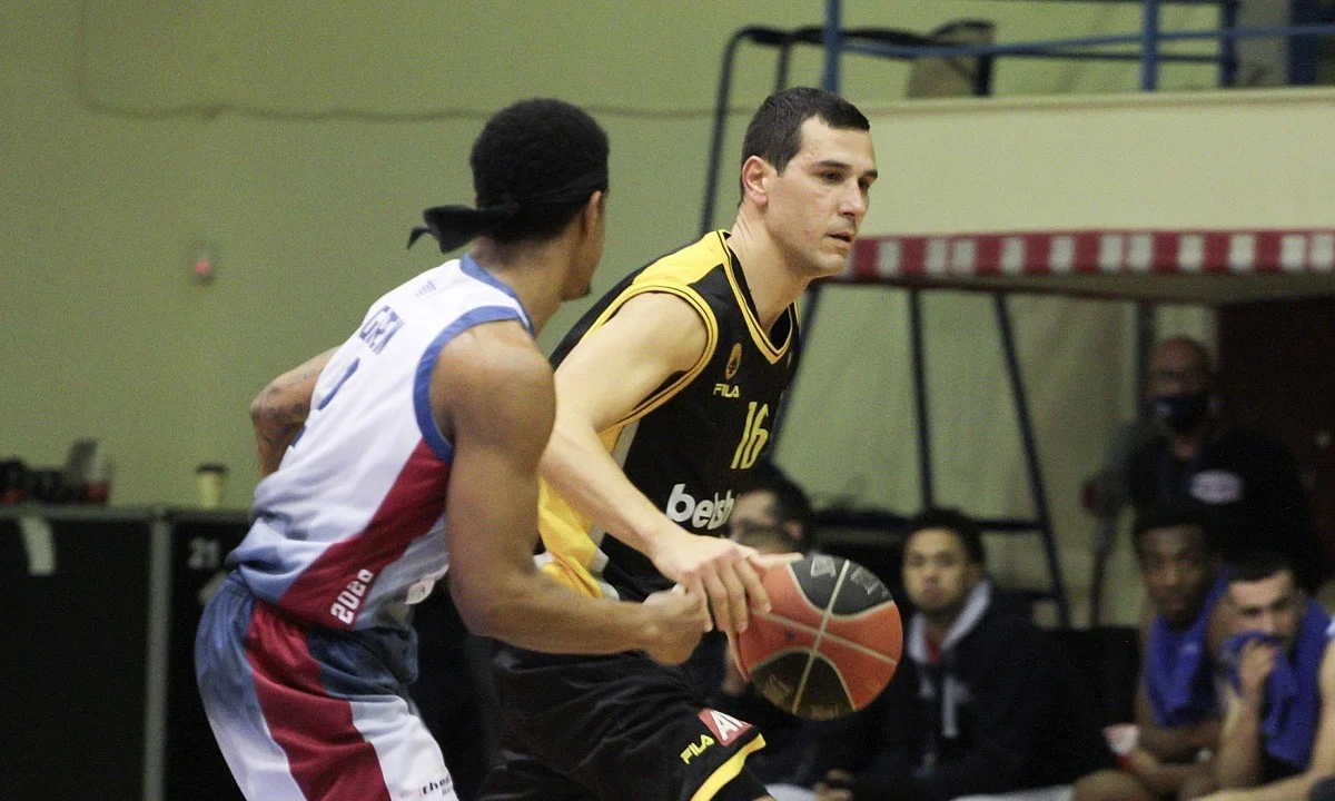 Μεσολόγγι- ΑΕΚ 66-87 : Ανώτερη και σοβαρή