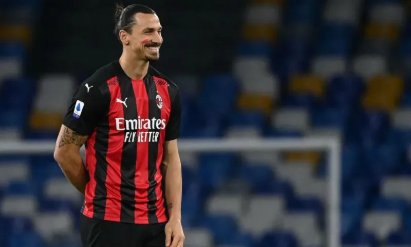 Νάπολι - Μίλαν 1-3: Ζλάταν εσύ σούπερ σταρ!