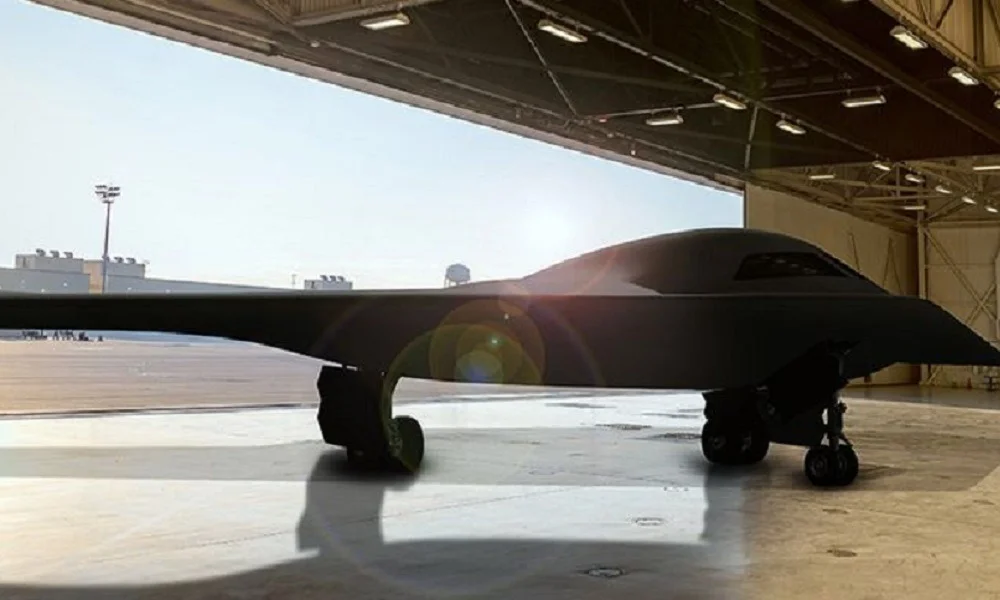 Β-21: Αυτό είναι το stealth αεροσκάφος που θα «επισκιάσει» τα F-22 και τα F-35