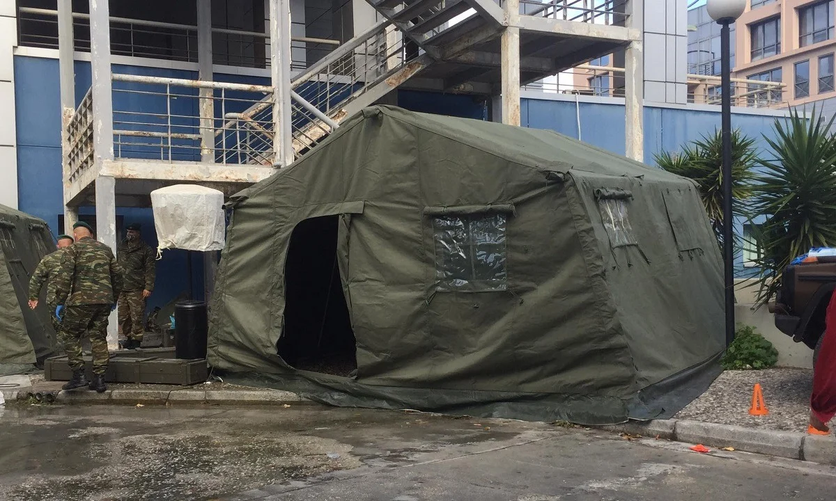 Κορονοϊός: Οι Πεζοναύτες της 32ης ΤΑΞ-ΠΖΝ έστησαν ιατρεία εκστρατείας για έλεγχο του covid-19!