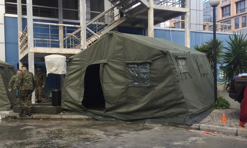 Κορονοϊός: Οι Πεζοναύτες της 32ης ΤΑΞ-ΠΖΝ έστησαν ιατρεία εκστρατείας για έλεγχο του covid-19!