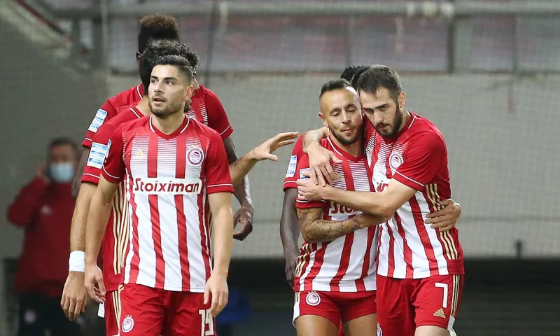 Ολυμπιακός - Μάντσεστερ Σίτι: Μέσα ο Ραφίνια, με τρεις στην άμυνα!