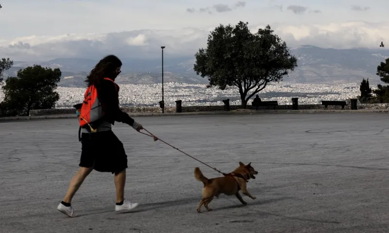 Lockdown: Απανωτές συσκέψεις για τον οδικό χάρτη προς τα Χριστούγεννα
