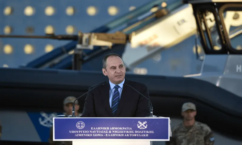 Πλακιωτάκης: Στο νοσοκομείο με κορονοϊό - Η ανάρτησή του